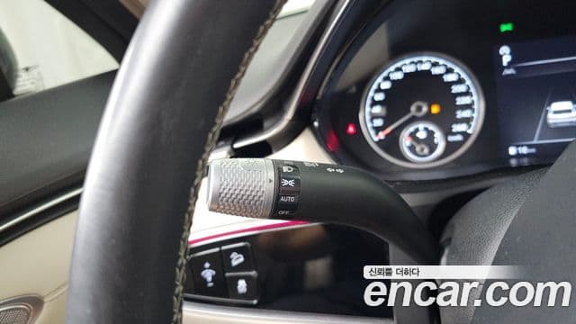 Genesis GV70 2021 — Photo 10/36