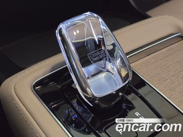 Volvo XC90 2026 — ფოტო 10/20