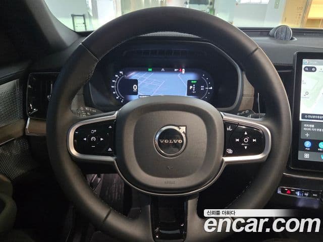 Volvo XC90 2026 — ფოტო 11/20