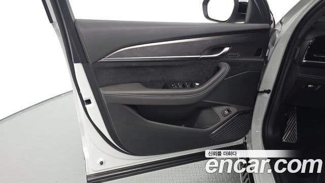 Renault Samsung Grand Koleos 2025 — Photo 17/31