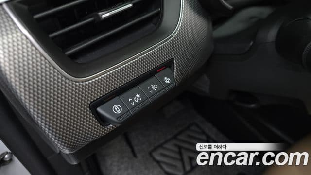 Renault Samsung Arkana 2025 — Фото 17/20