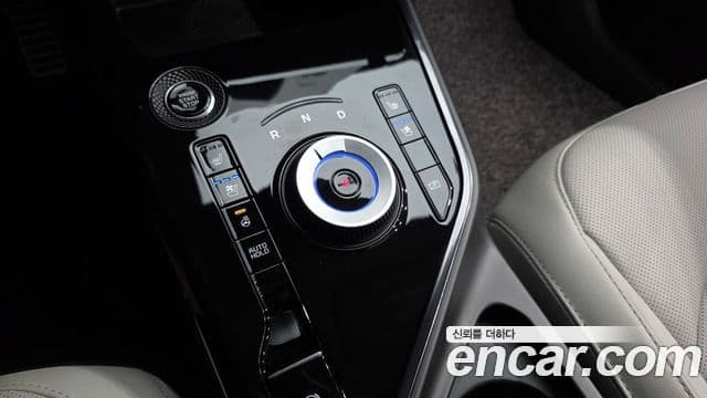 Kia Niro 2025 — Фото 9/20