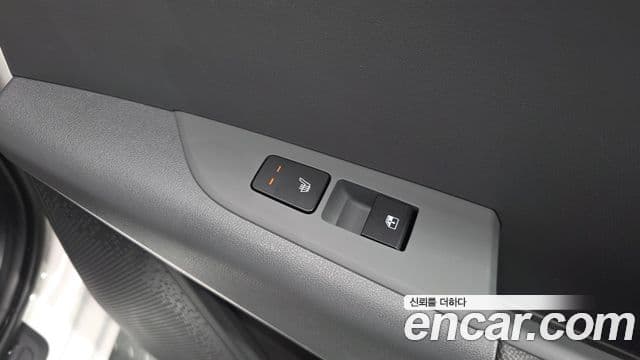 Kia Niro 2025 — Фото 19/20