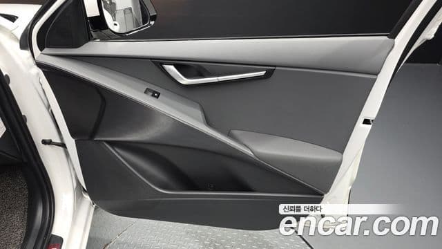 Kia Niro 2025 — Photo 28/31