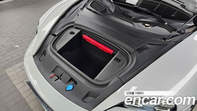 Porsche Taycan 2022 — Photo 32/32