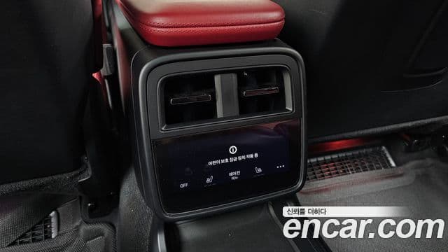 Porsche Taycan 2022 — Photo 18/32