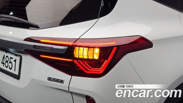Kia Seltos 2021 — ფოტო 18/34