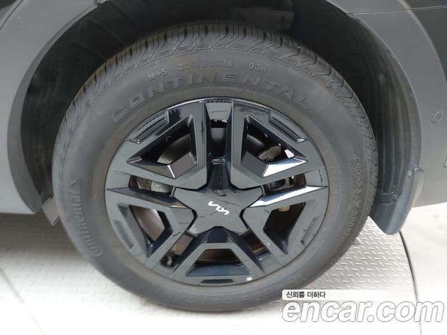 Kia Sorento 2023 — Şəkil 11/30