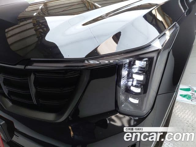 Kia Sorento 2023 — Şəkil 25/30