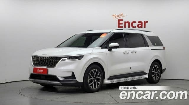Kia Carnival 2022 — Фото 1/20
