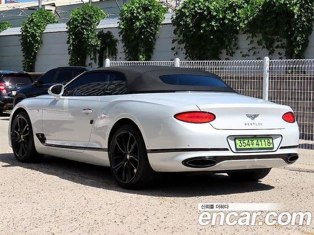 Bentley Continental GT 2019 — Фото 2/20