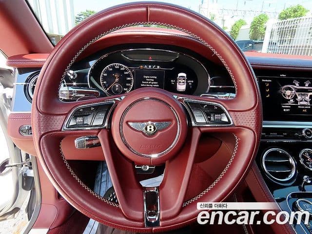 Bentley Continental GT 2019 — Фото 11/20