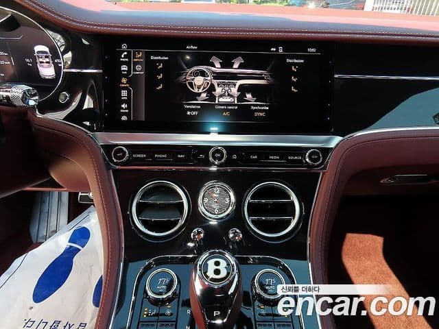 Bentley Continental GT 2019 — Фото 14/20