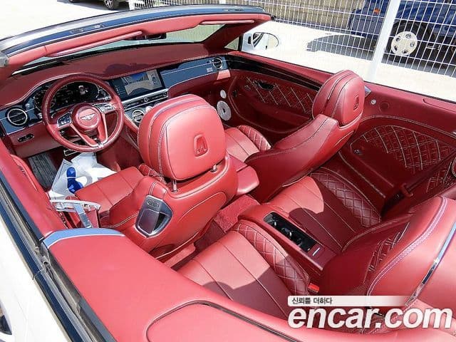 Bentley Continental GT 2019 — Фото 15/20