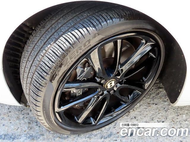 Bentley Continental GT 2019 — Фото 19/20