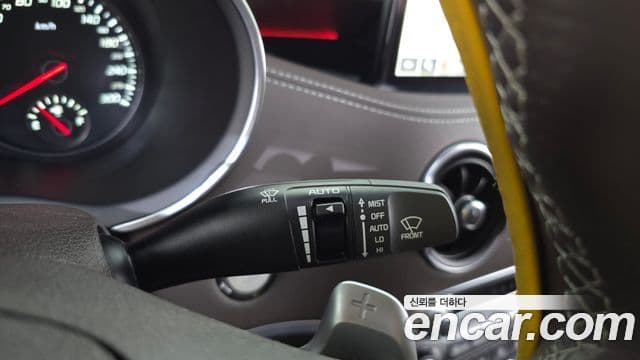 Kia Stinger Meister 2023 — Photo 27/36