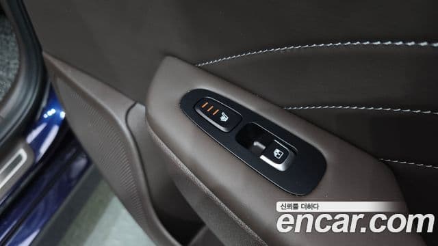 Kia Stinger Meister 2023 — Photo 8/36