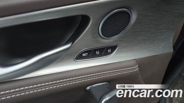 Kia Stinger Meister 2023 — Photo 12/36