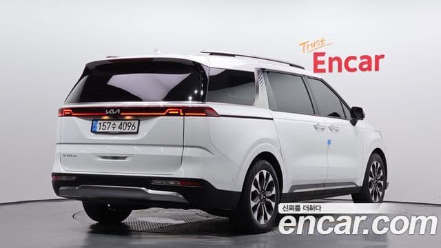 Kia Carnival 2022 — Фото 2/20