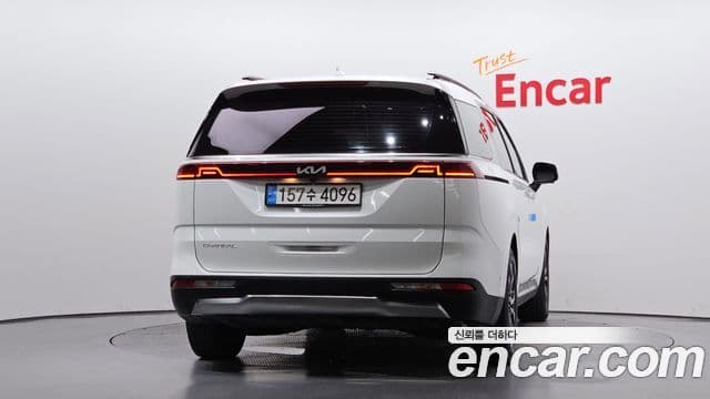 Kia Carnival 2022 — Фото 4/20
