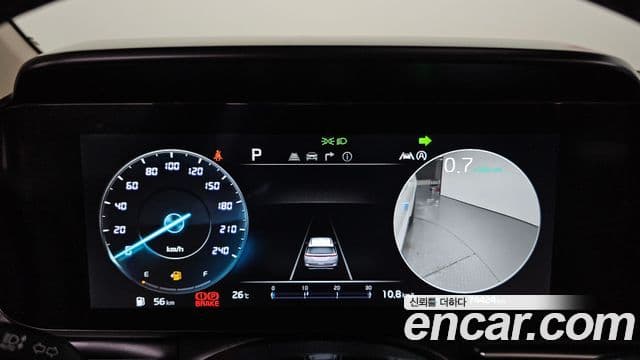 Kia Carnival 2022 — Фото 8/20