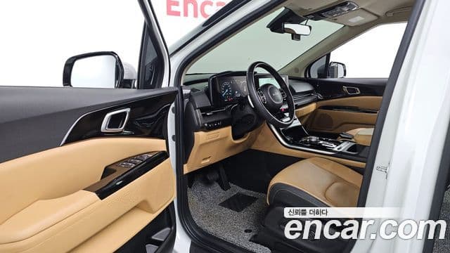 Kia Carnival 2022 — Фото 10/20