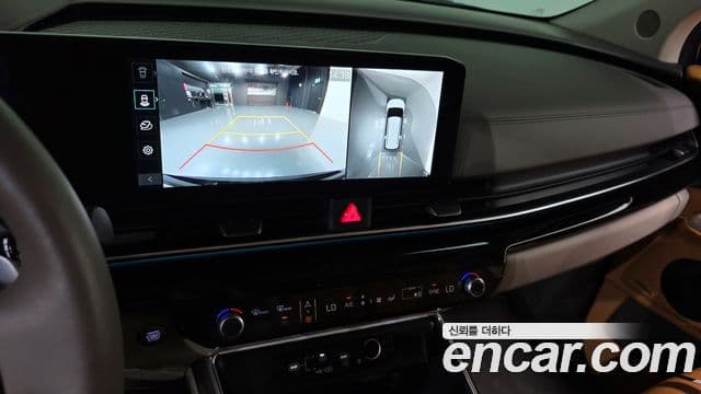 Kia Carnival 2024 — Фото 16/20