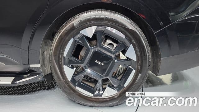 Kia Carnival 2024 — Photo 20/44