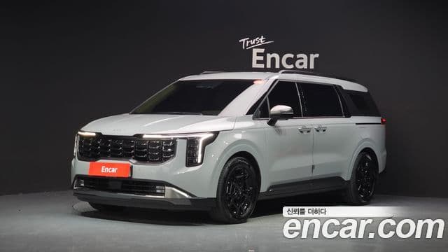 Kia Carnival 2025 — Фото 1/20