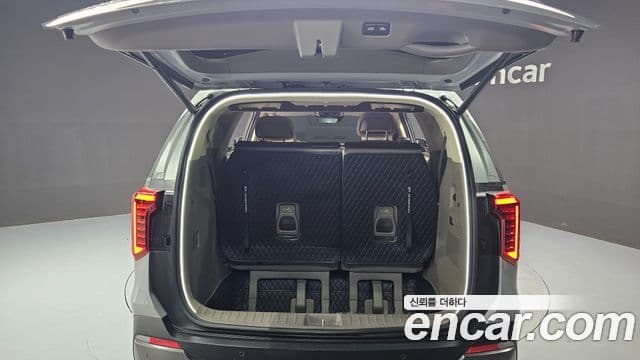 Kia Carnival 2025 — Фото 17/20