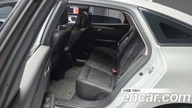 Renault Samsung SM6 2023 — Фото 12/20