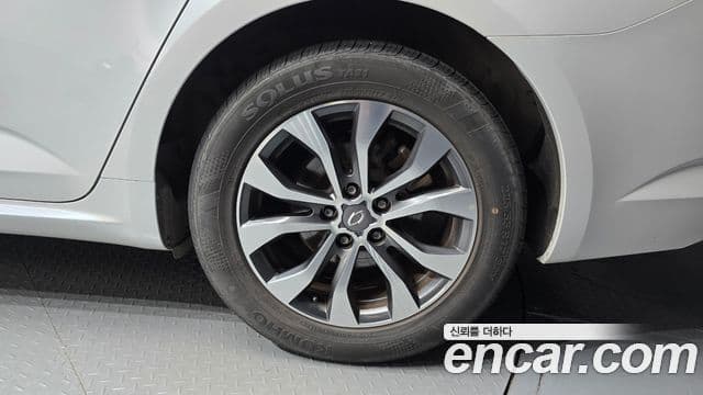 Renault Samsung SM6 2023 — ფოტო 20/32