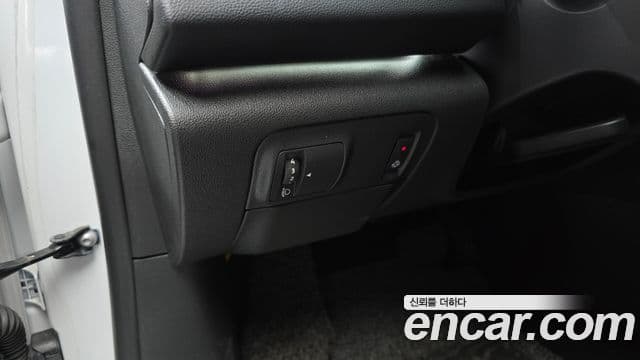 Renault Samsung SM6 2023 — ფოტო 22/32