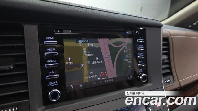 Toyota Sienna 2019 — Şəkil 15/20