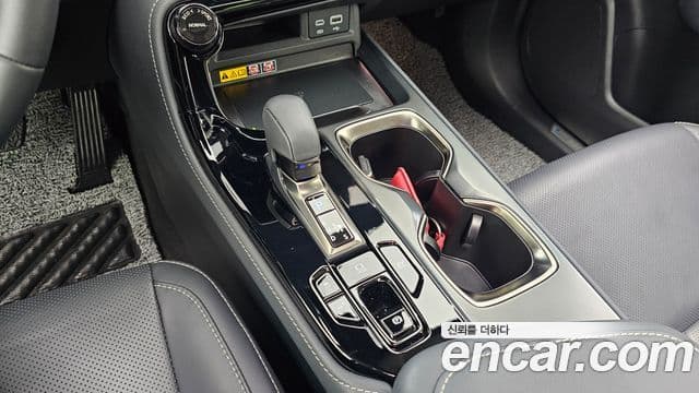 Lexus NX350h 2025 — Photo 7/34