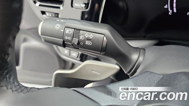 Lexus NX350h 2025 — Photo 19/34