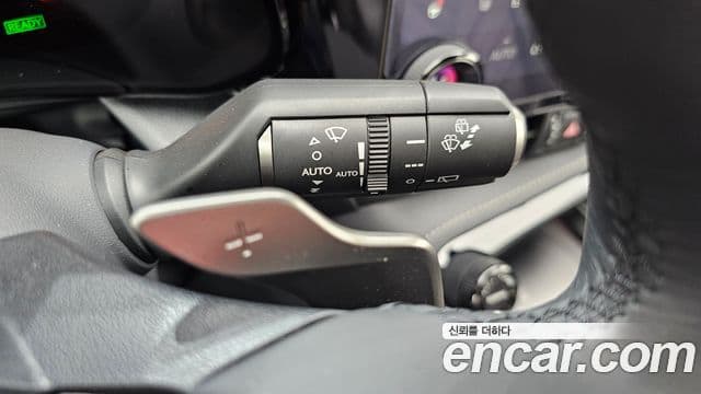 Lexus NX350h 2025 — Photo 30/34
