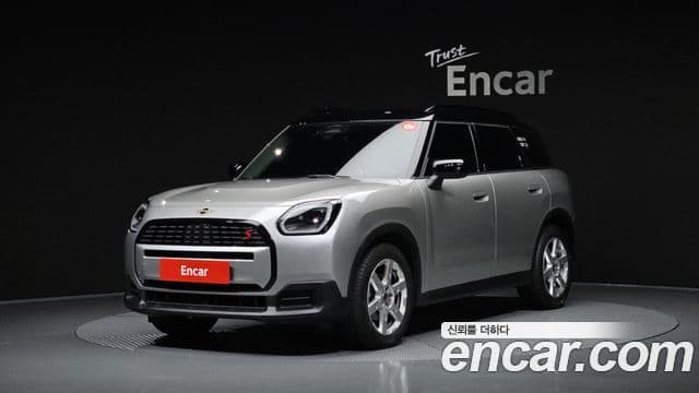 Mini Cooper S Countryman 2024 — Фото 9/20