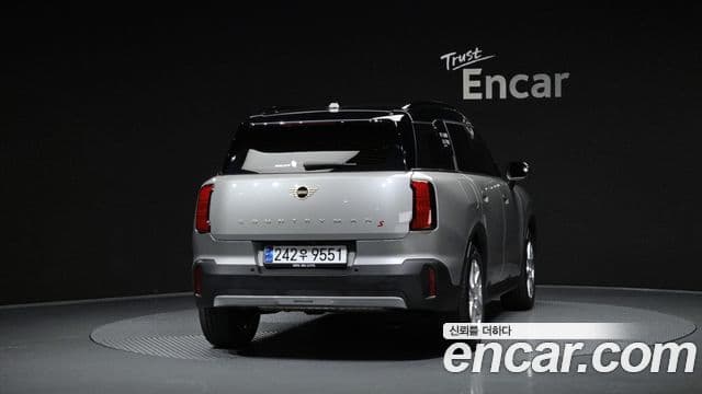 Mini Cooper S Countryman 2024 — Фото 3/20