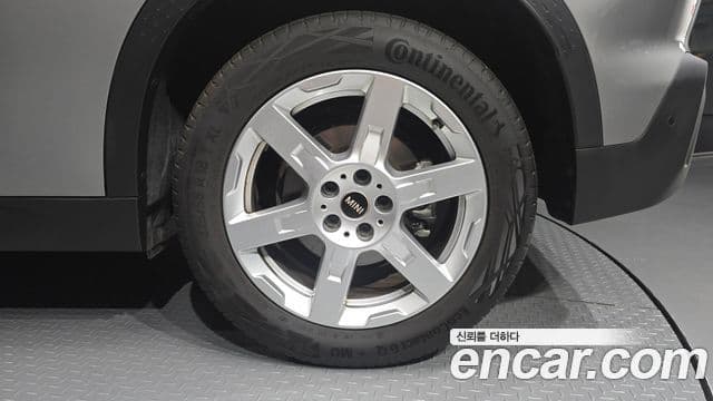 Mini Cooper S Countryman 2024 — Şəkil 32/34