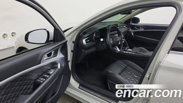 Genesis G70 2024 — Şəkil 19/37