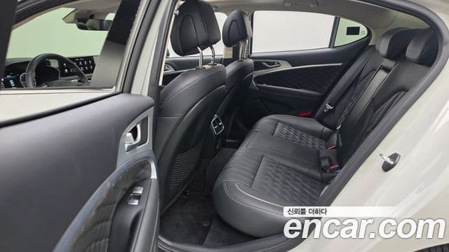 Genesis G70 2024 — Şəkil 15/37