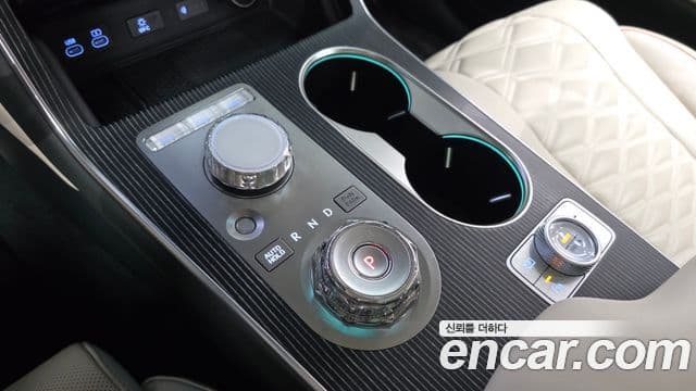 Genesis GV80 Coupe 2024 — Фото 9/20