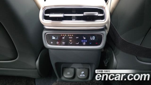Genesis GV80 Coupe 2024 — Фото 19/20