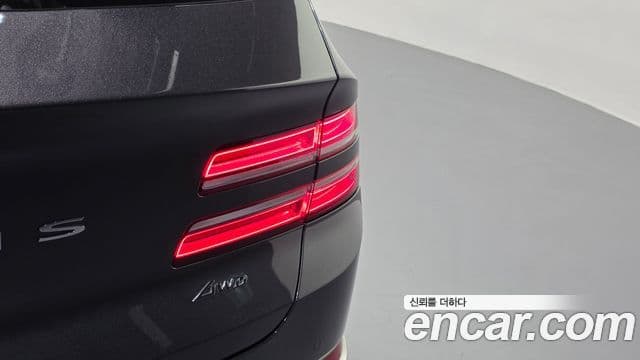 Genesis GV80 2021 — ფოტო 12/35