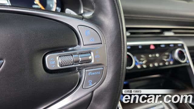 Genesis GV80 2021 — ფოტო 26/35