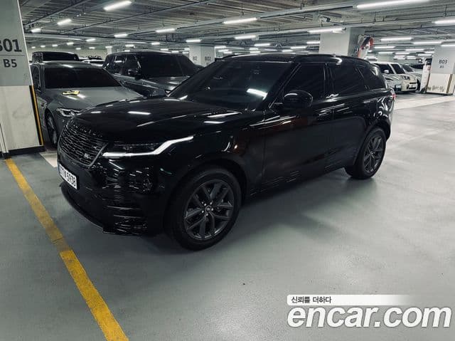Land Rover Range Rover Velar 2025 — Фото 9/20