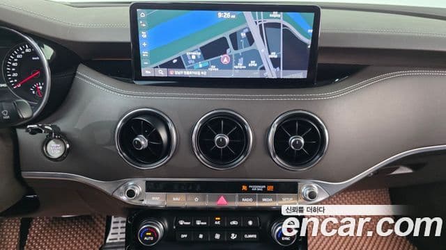 Kia Stinger Meister 2021 — Şəkil 13/34