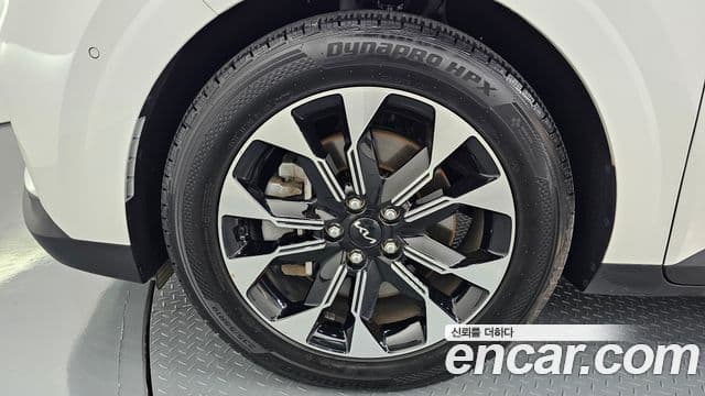 Kia Carnival 2021 — Фото 4/20