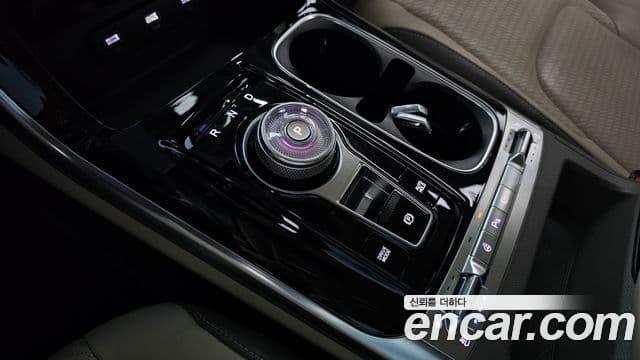 Kia Carnival 2021 — Фото 7/20